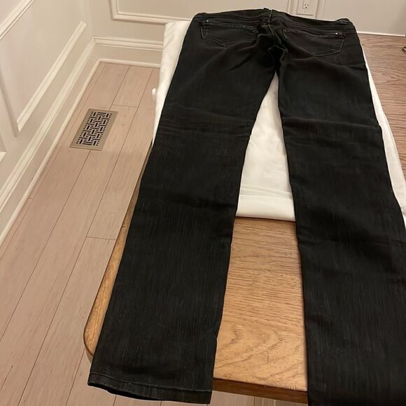 SMALL TOWN BLACK SKINNY JEANS.  NEW WITH TAGS.  STYLE IS ARIEL - Picture 11 of 13